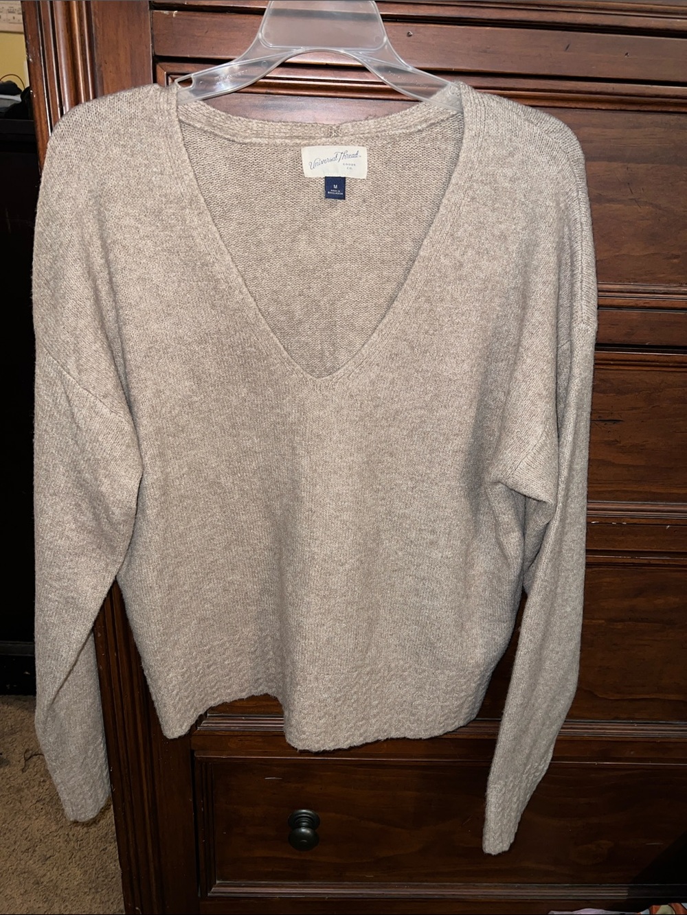 Universal Threads SUPER SOFT Neutral Taupe V-Neck Sweater